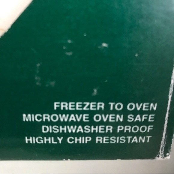 MIKASA Christmas Wish Set of 4 Salad Plates Super Strong Fine China - NIB - Picture 6 of 14